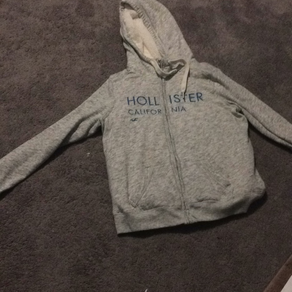 Hollister fluffy hoodie